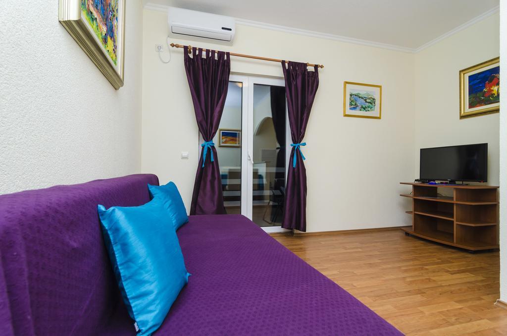 Apartments Dora Mljet Kozarica Buitenkant foto